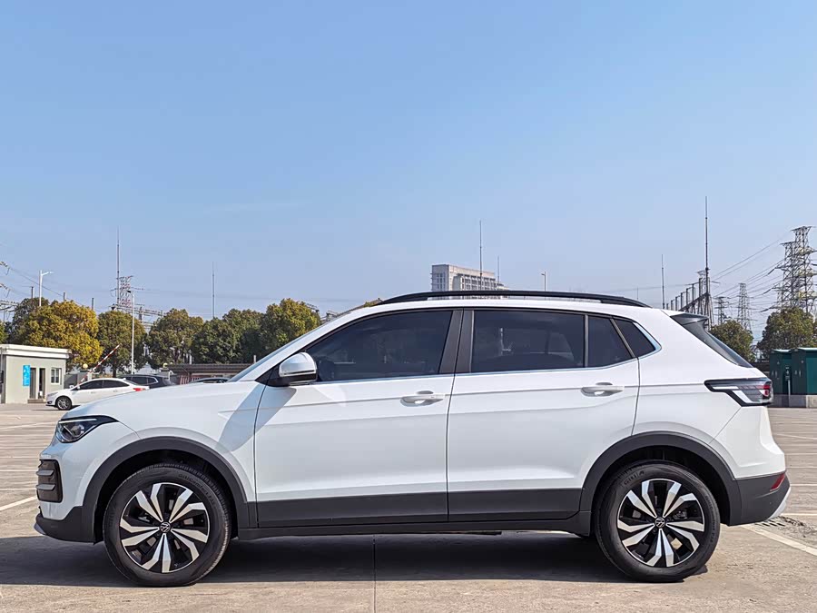 Volkswagen Tharu 2025 immagine di auto #4