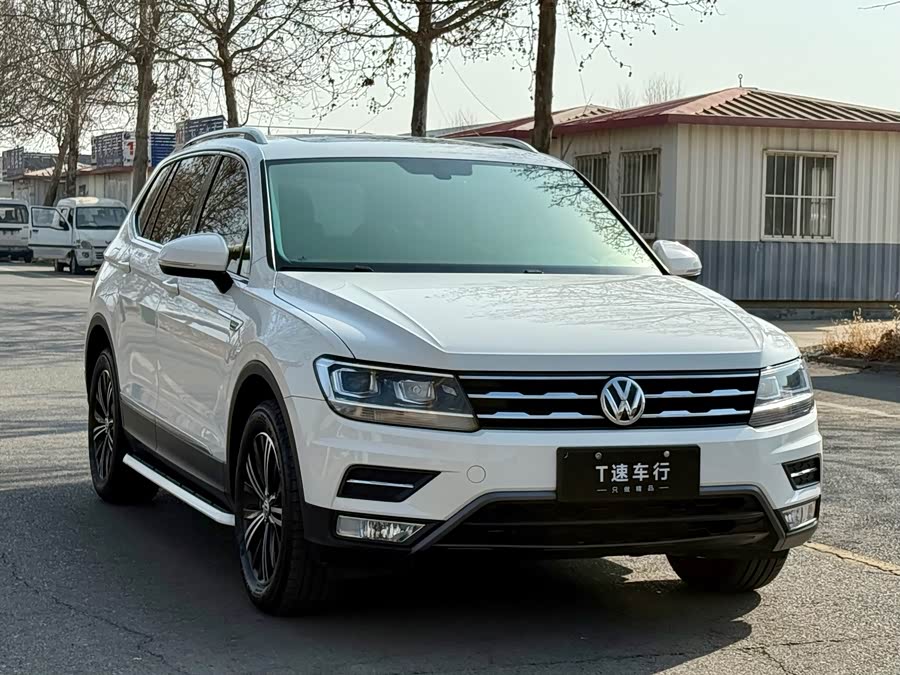 Volkswagen Tiguan L 2021 car image #4