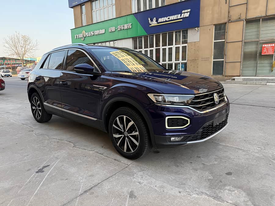 Volkswagen T-Roc 2019 #4 Volkswagen T-Roc 2019 car image #4