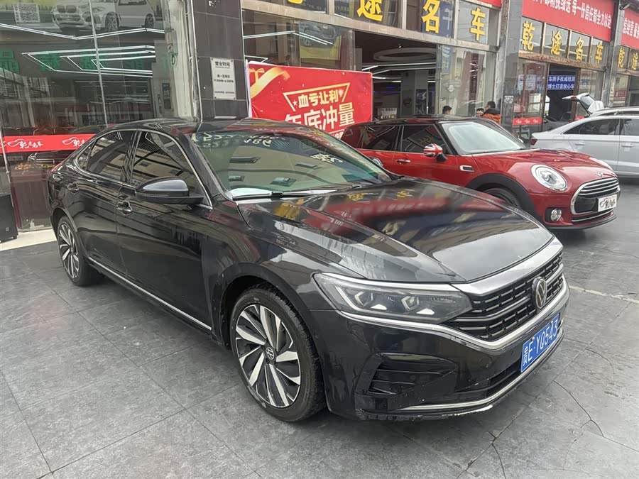 Volkswagen Passat 2022 immagine di auto #4