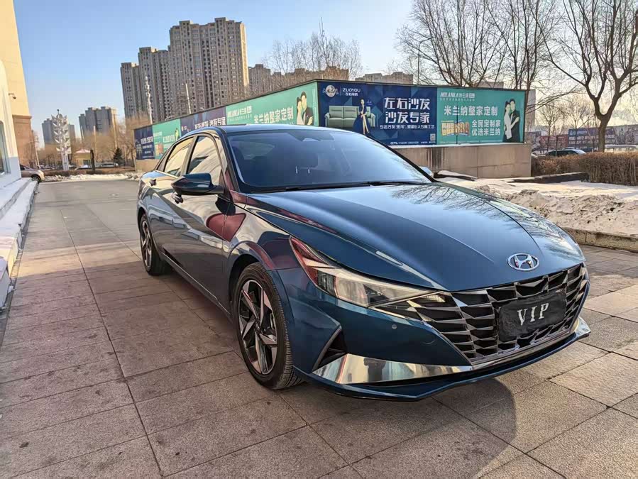 Hyundai Elantra 2023 car image #4