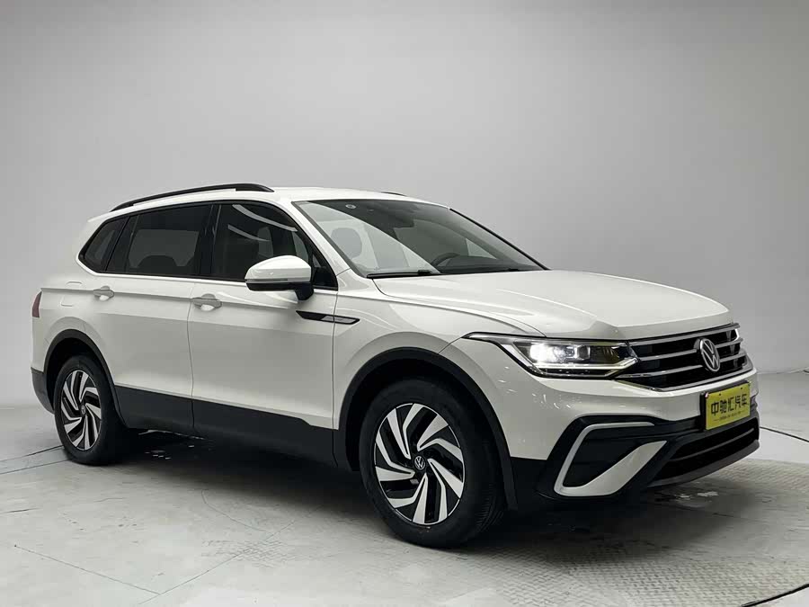 Volkswagen Tiguan L 2022 #4 Volkswagen Tiguan L 2022 car image #4