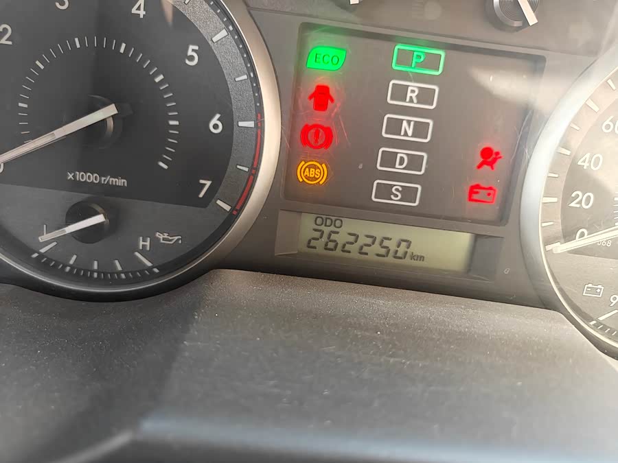 Toyota Land Cruiser 2014 car image #4