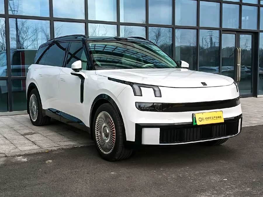 Lynk & Co 900 2025 immagine di auto #4