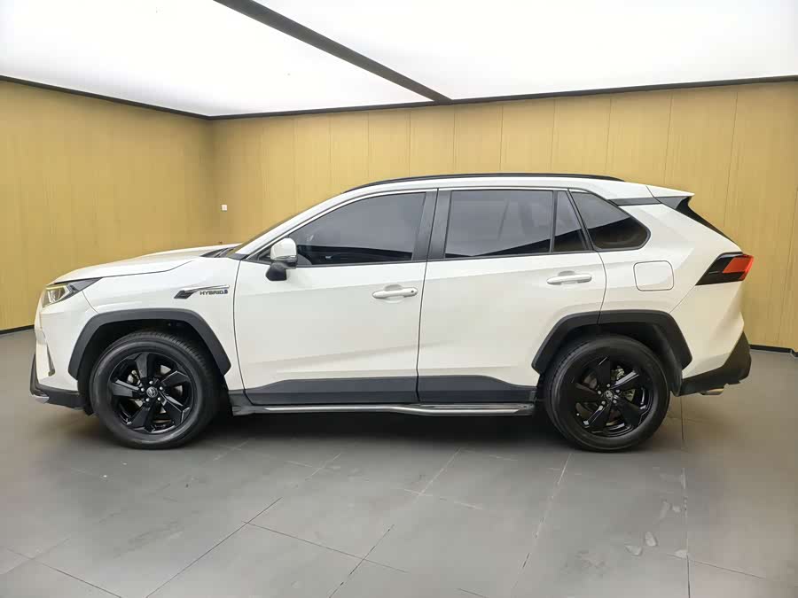 Toyota RAV4 2020 #4 Toyota RAV4 2020 car image #4