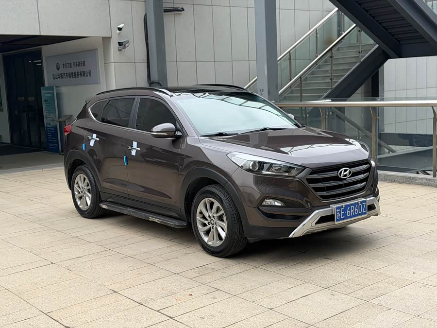 Hyundai Tucson 2016 car image #4