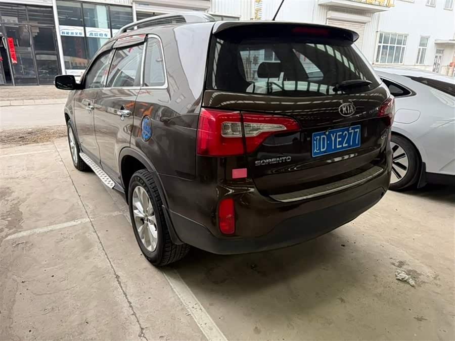 Kia Sorento 2012 car image #4