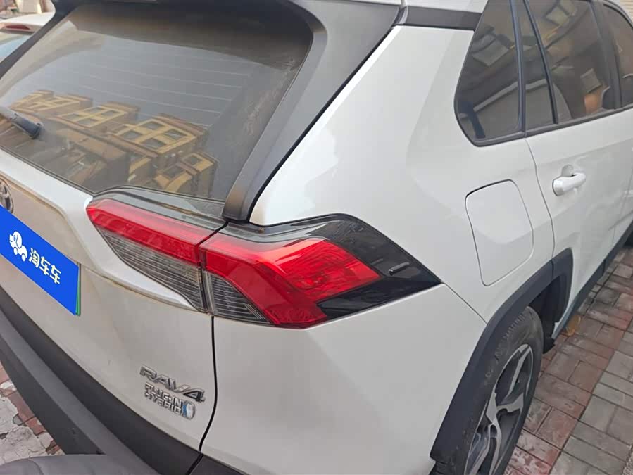 Toyota RAV4 Hybird E+ 2021 car image #4