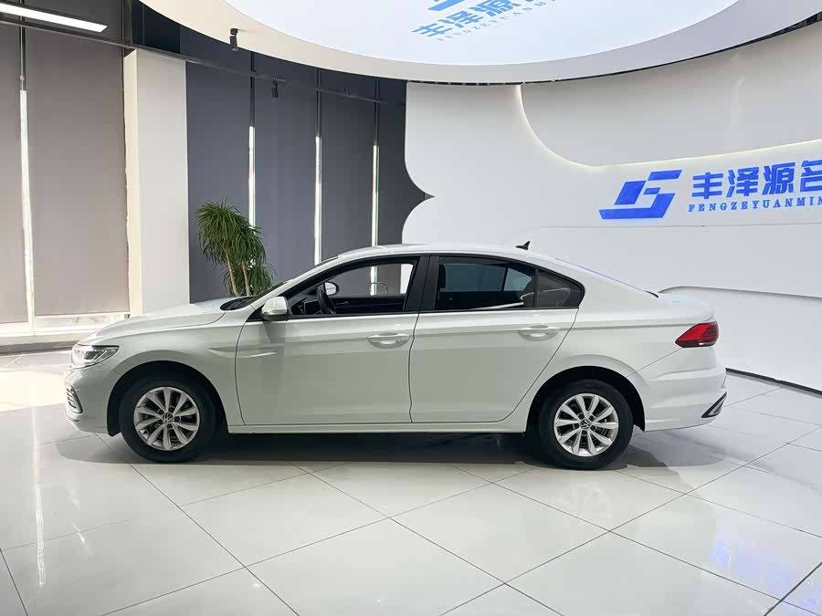 Volkswagen Bora 2024 imagem de carro #4