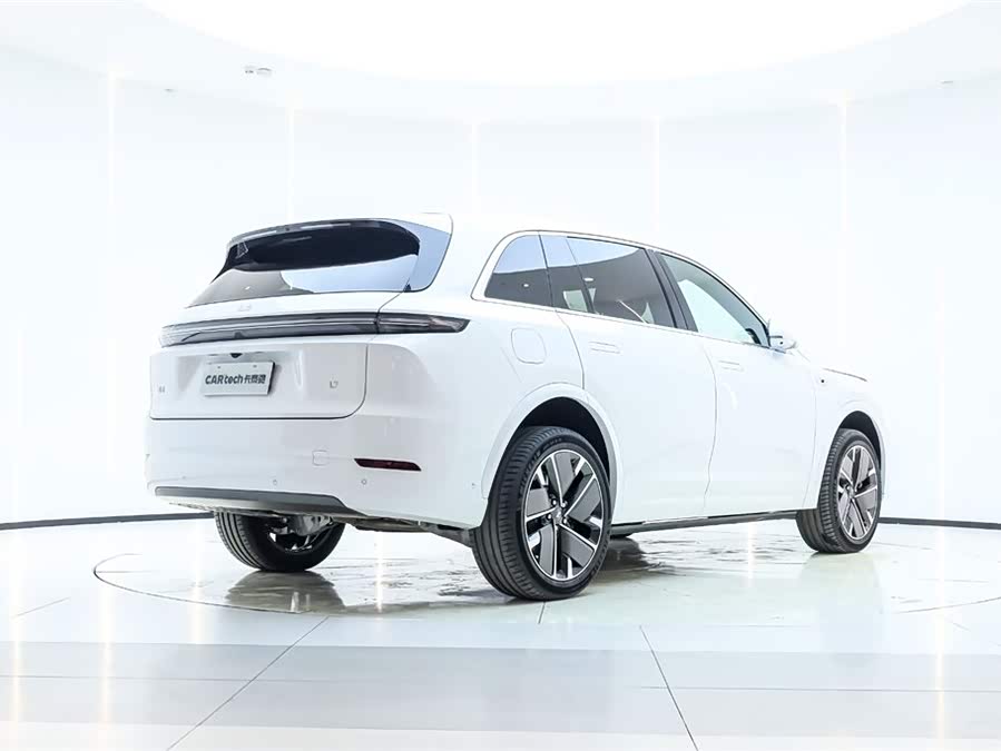 Li L7 2025 صورة سيارة #4