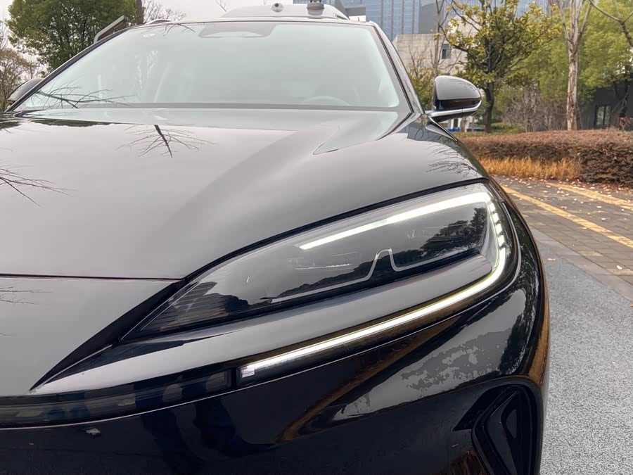 BYD Sea Lion 07 DM-i 2025 car image #4