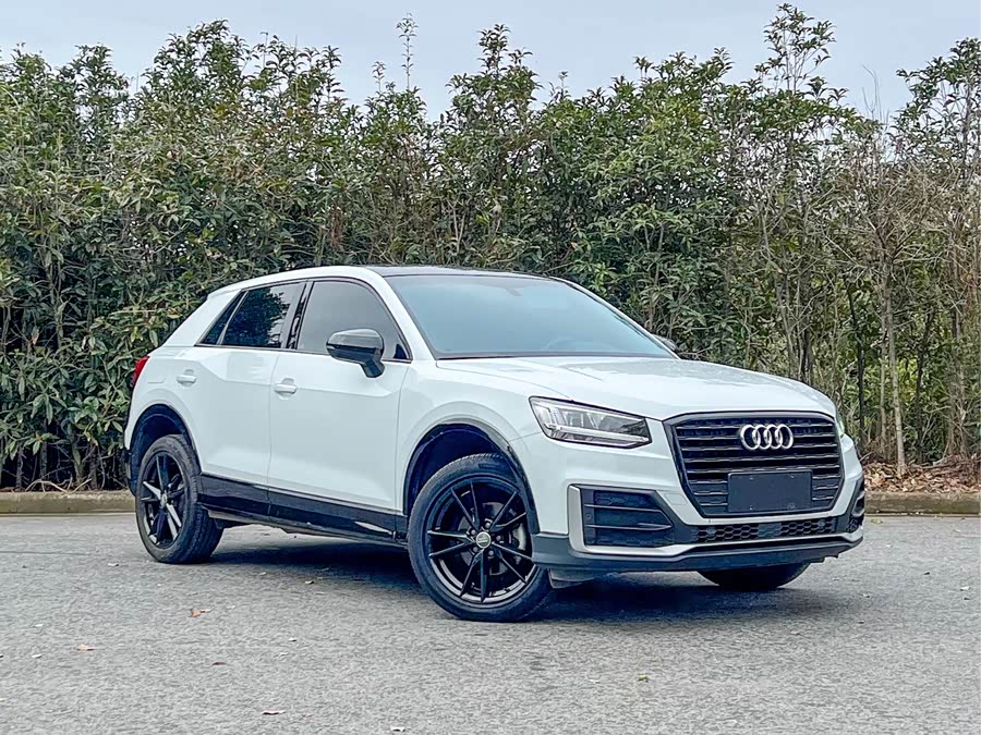 Audi Q2L 2021 #4 Audi Q2L 2021 car image #4