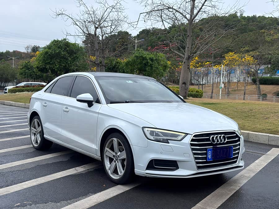 Audi A3 2019 car image #4