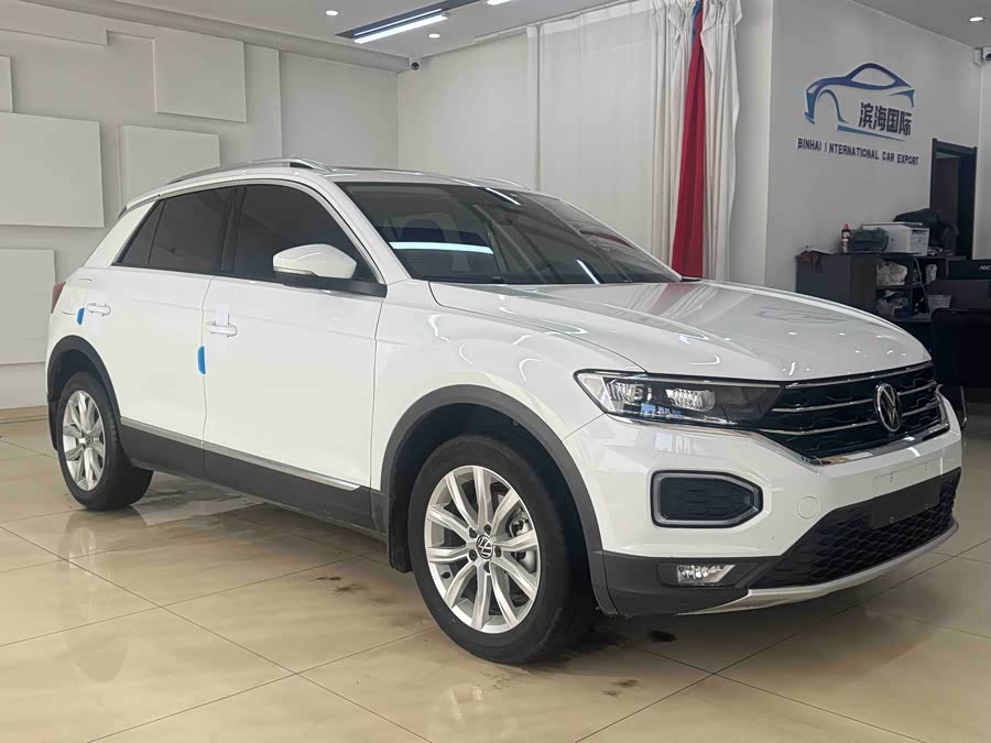 Volkswagen T-Roc 2021 car image #4