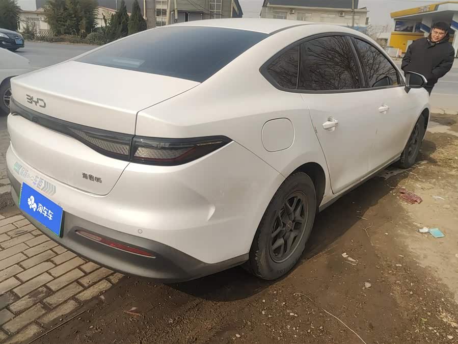 BYD Seal 05 DM-i 2025 immagine di auto #4