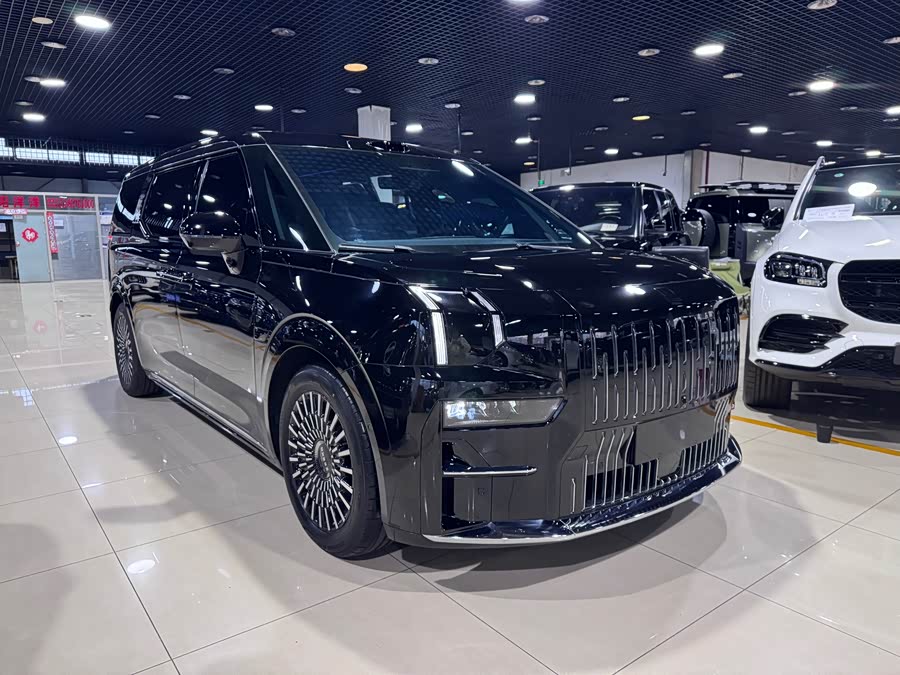 极氪 极氪009 2025 汽车图片 #4