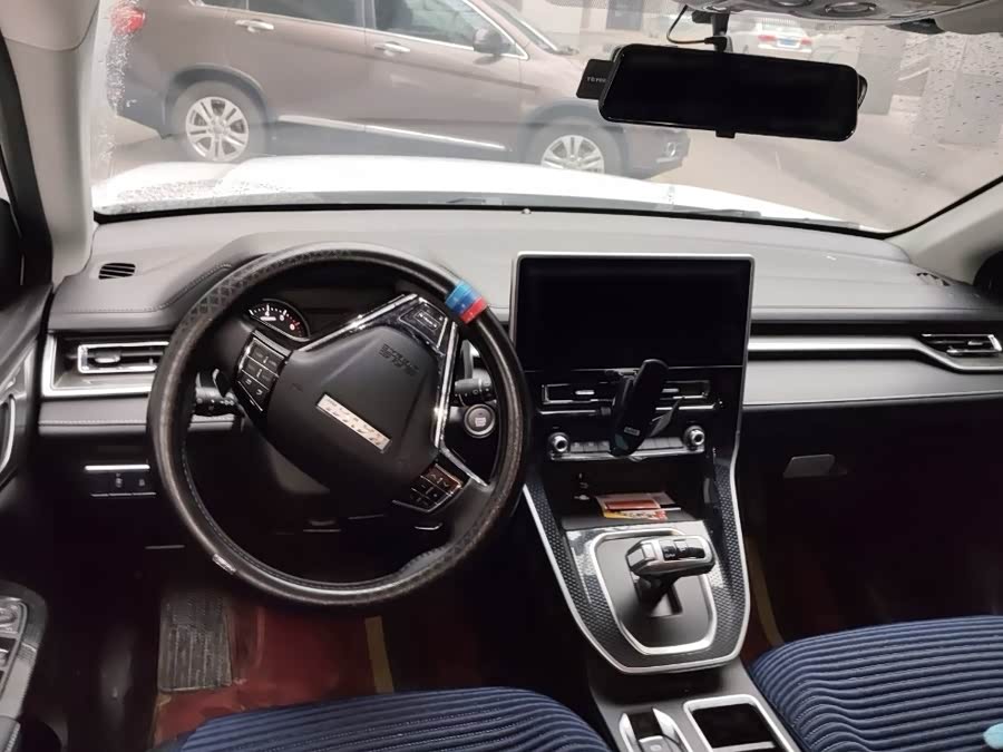 Haval M6 2023 #4 Haval M6 2023 car image #4