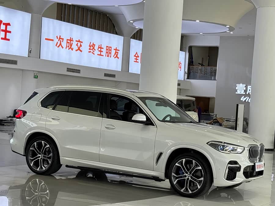 BMW X5 2022 immagine di auto #4