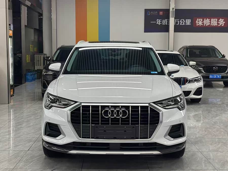 Audi Q3 2021 car image #4