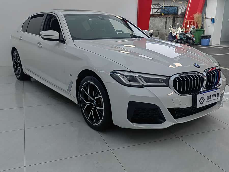 BMW 5 Series 2024 car image #4