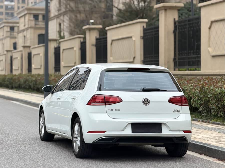Volkswagen Golf 2018 #4 Volkswagen Golf 2018 car image #4