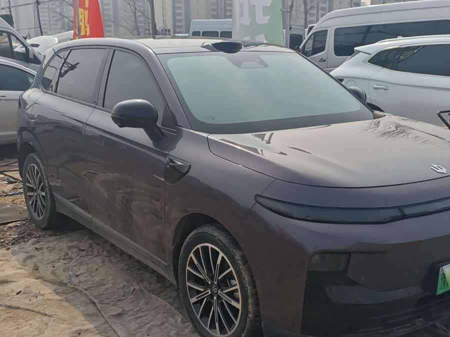 零跑汽车 零跑B10 2025 汽车图片 #4