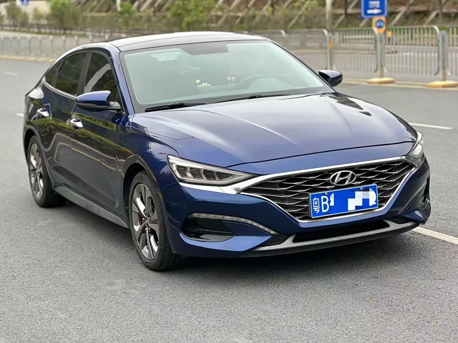 Hyundai Lafesta 2020 car image #4