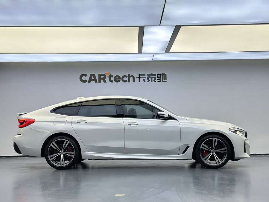 BMW 6 Series GT 2022 immagine di auto #4