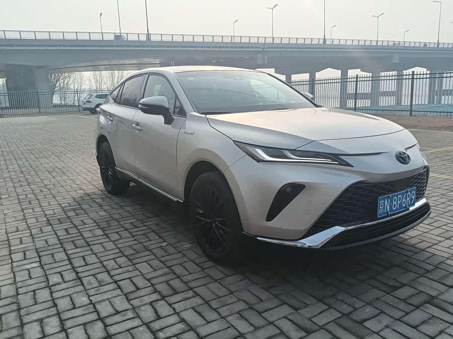 Toyota Venza 2023 car image #4