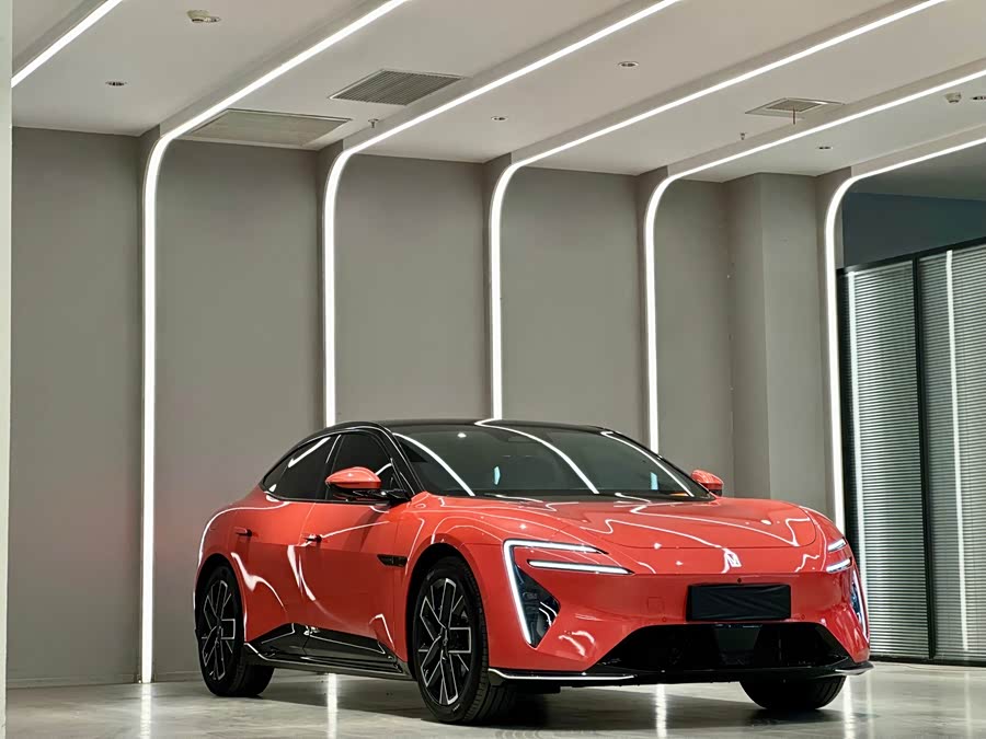 Avatr 06 2025 car image #4