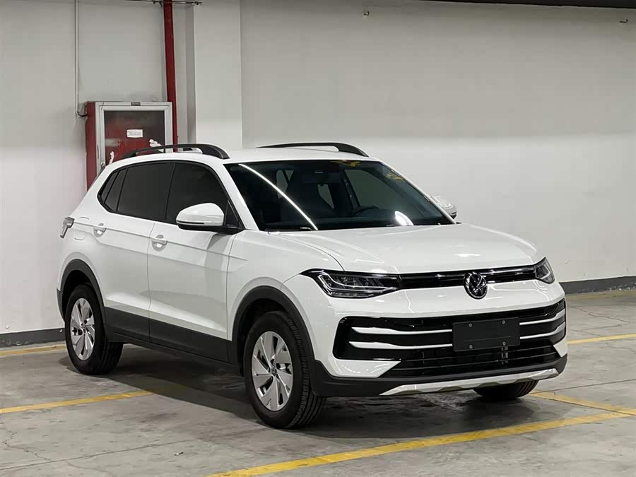 Volkswagen Tharu 2025 car image #4