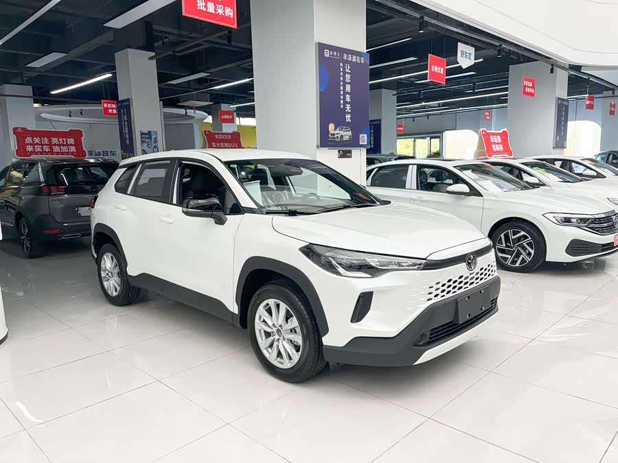 Toyota Corolla Cross car image #4