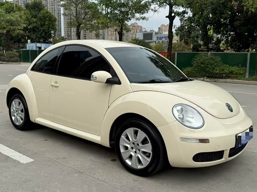 Volkswagen Beetle 2011 изображение автомобиля #4