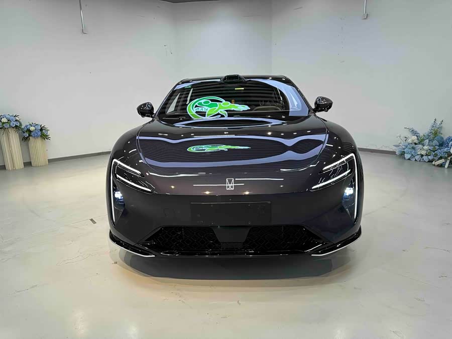 Avatr 06 2025 car image #4