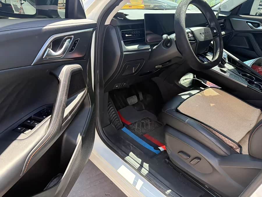 Roewe RX5 2022 изображение автомобиля #4