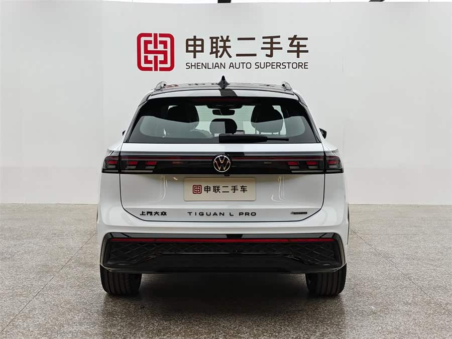 Volkswagen Tiguan L 2024 car image #4
