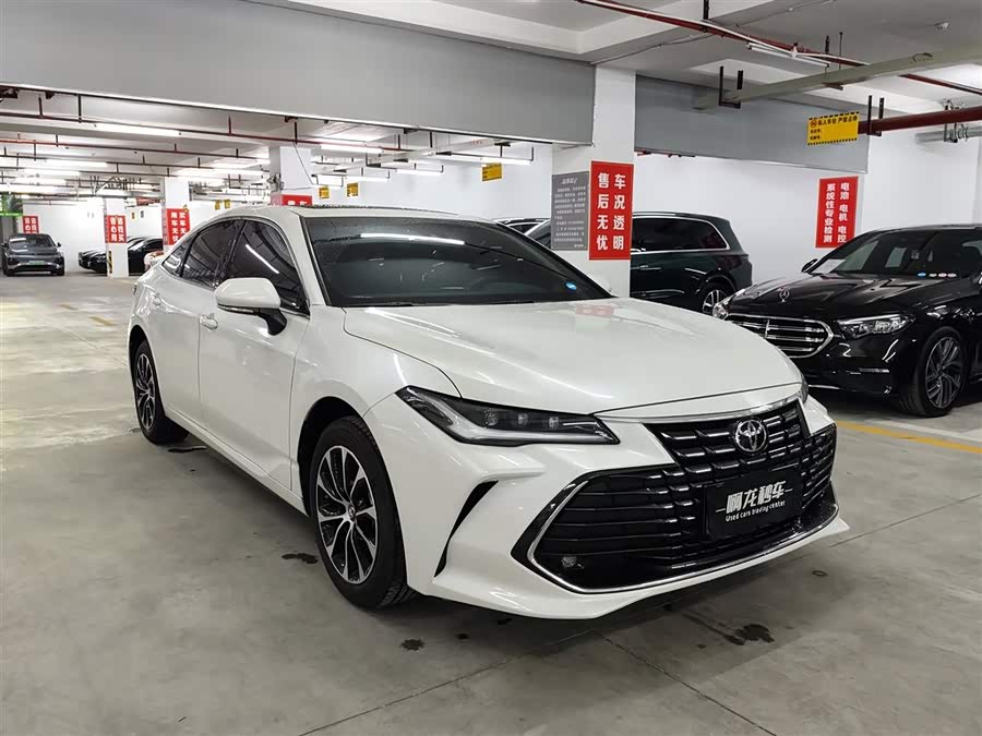 Toyota Avalon 2024 car image #4