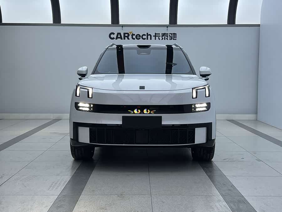 Lynk & Co 900 2025 #4 Lynk & Co 900 2025 car image #4