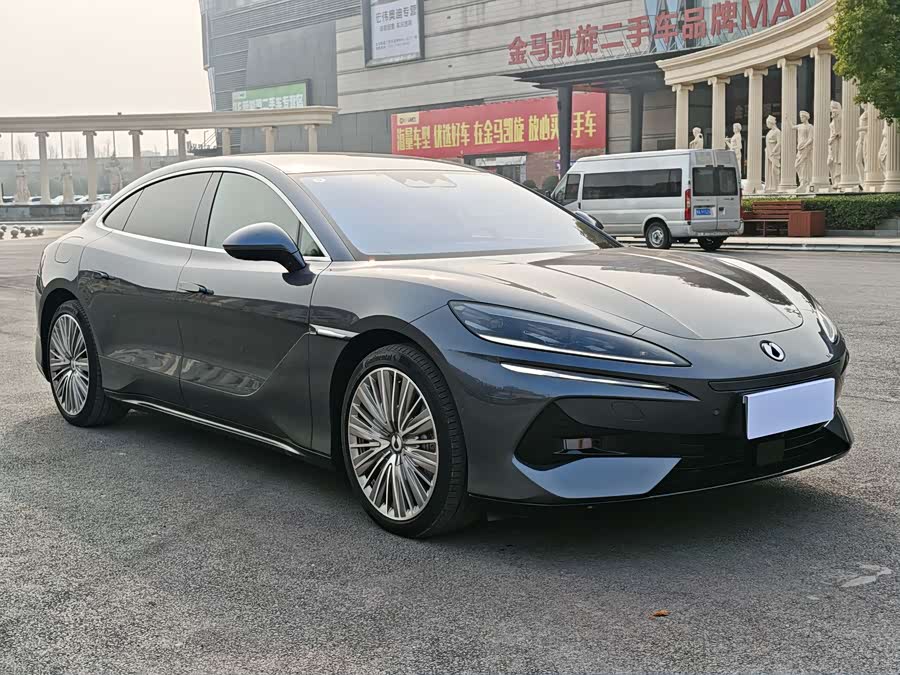 Denza Z9 2024 imagem de carro #4