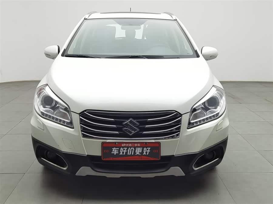 Suzuki S-Cross 2015 صورة سيارة #4