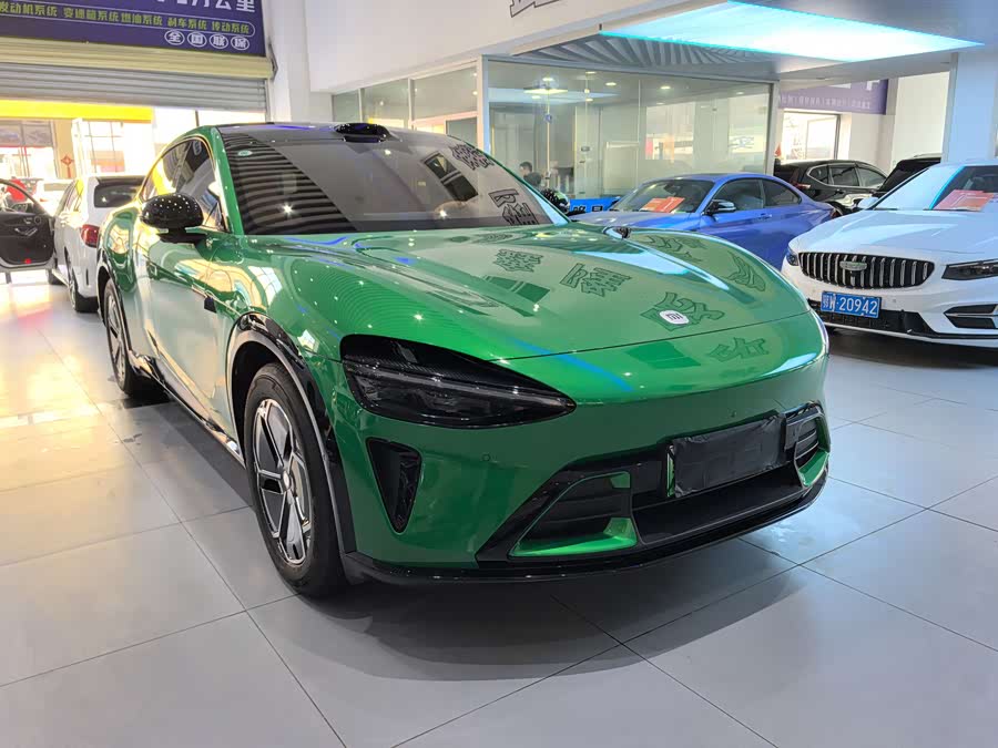 MI YU7 2025 car image #4