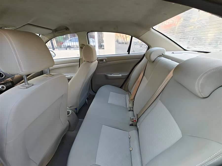 Changan Alsvin V3 2015 car image #4