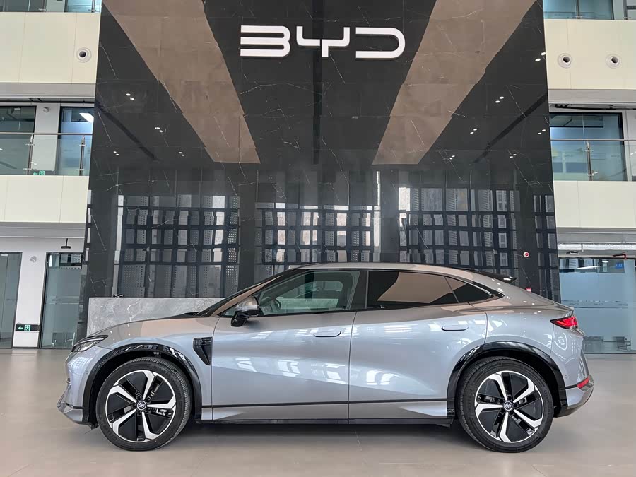 BYD SongL EV 2025 car image #4