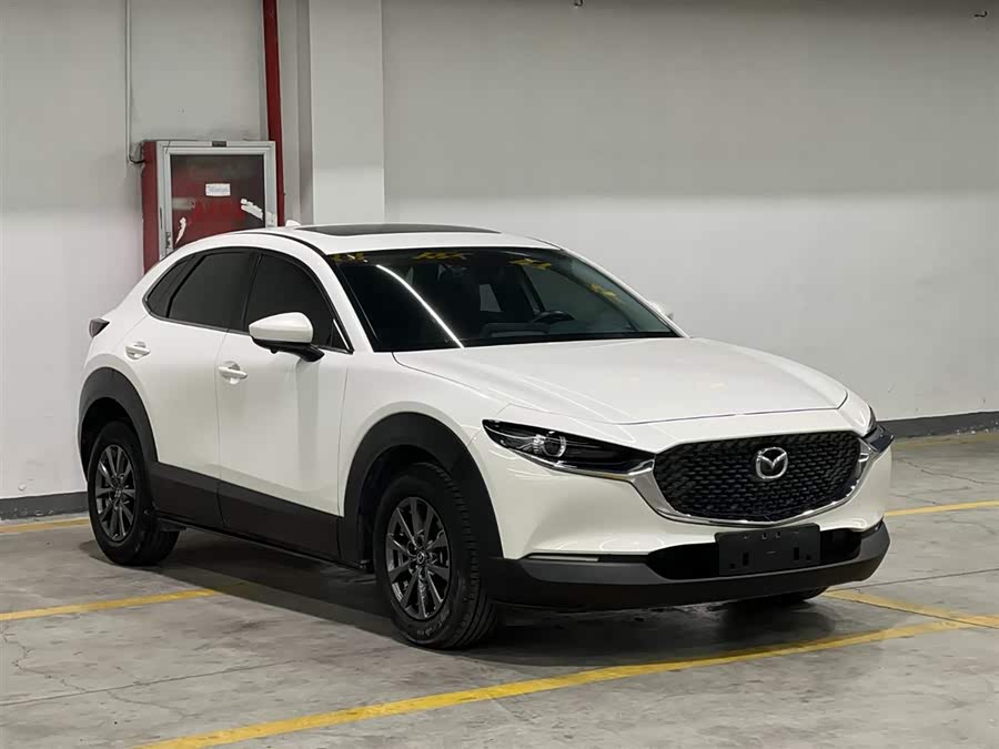 Mazda CX-30 2022 изображение автомобиля #4