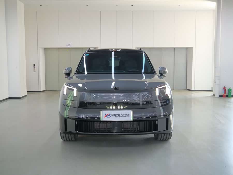 Lynk & Co 900 2025 #4 Lynk & Co 900 2025 car image #4