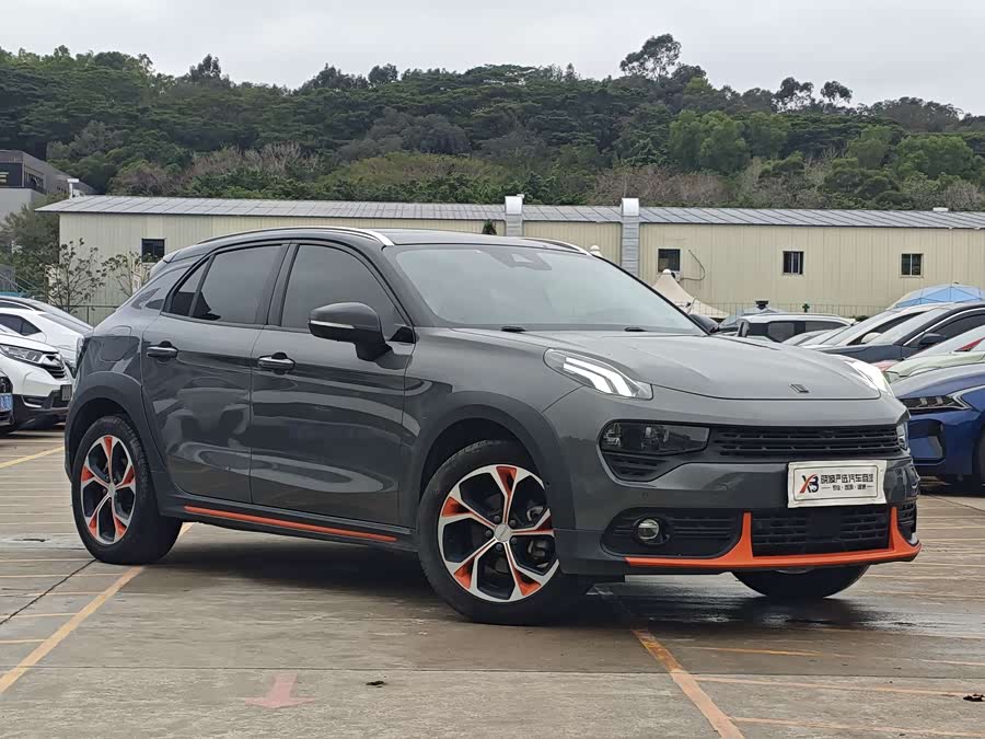 Lynk & Co 02 2019 car image #4
