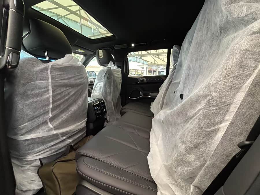 方程豹 豹8 2026 汽车图片 #4