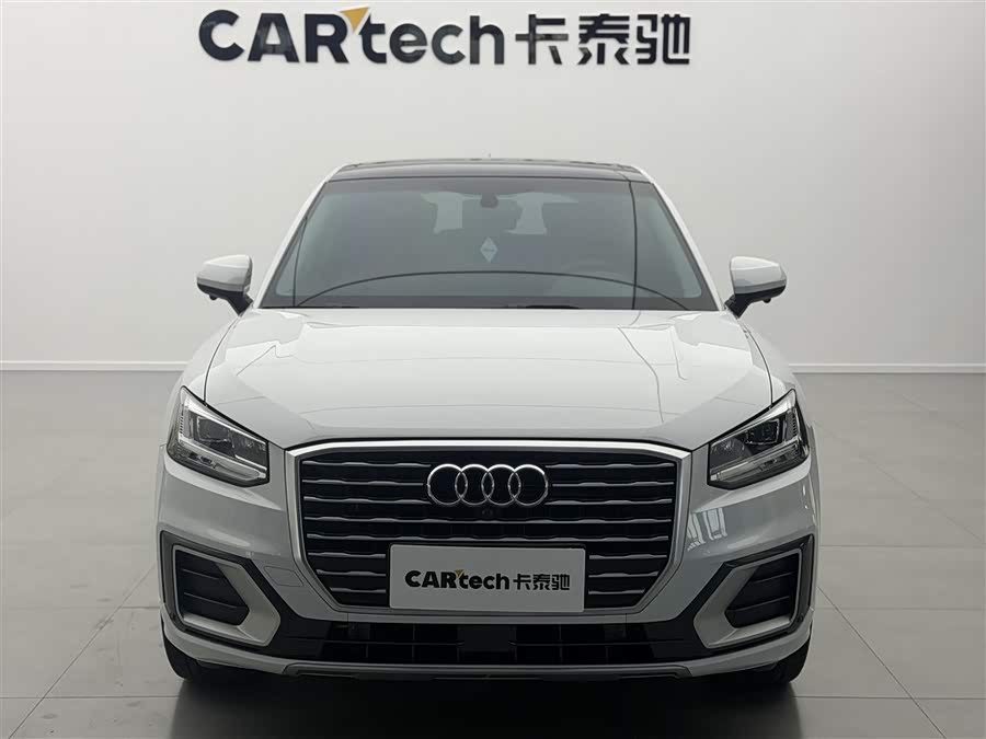 Audi Q2L 2020 car image #4