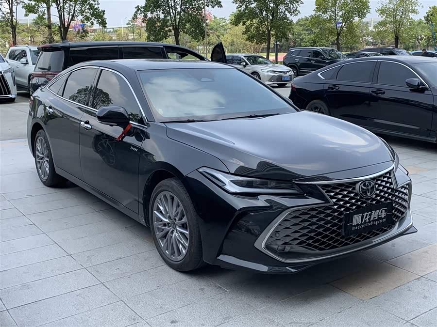 Toyota Avalon 2025 car image #4