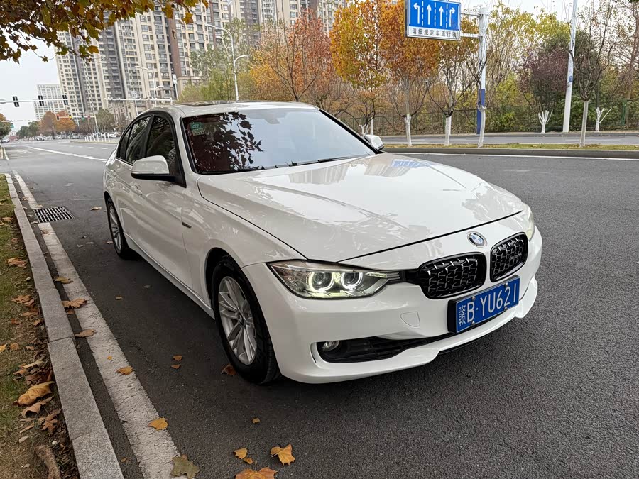 BMW 3 Series (Imported) 2012 immagine di auto #4